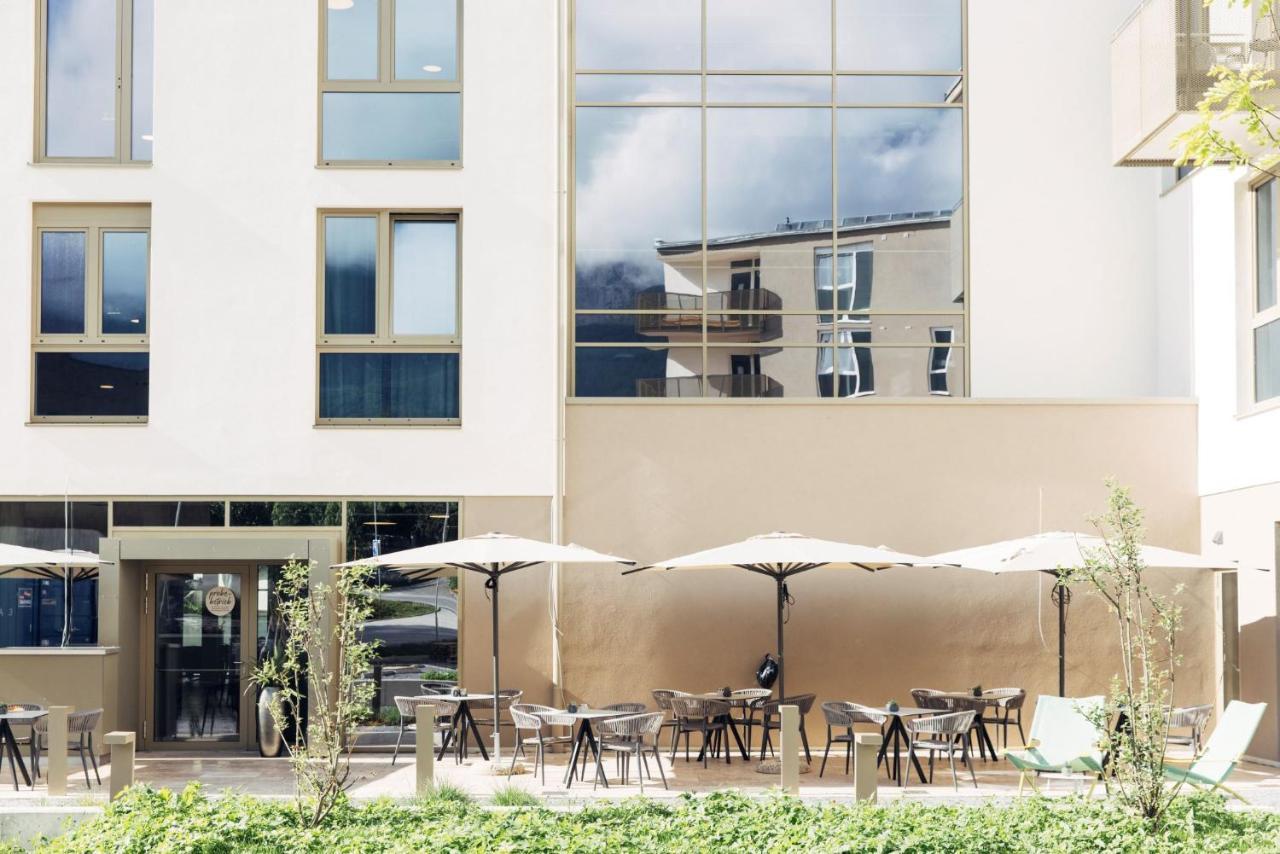 Harry'S Home Telfs Hotel & Apartments Bagian luar foto