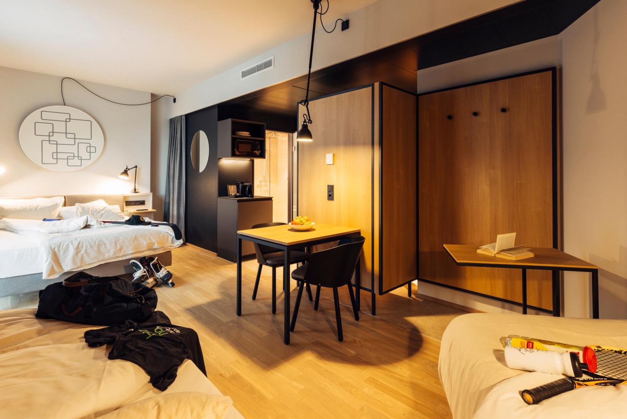 Harry'S Home Telfs Hotel & Apartments Bagian luar foto
