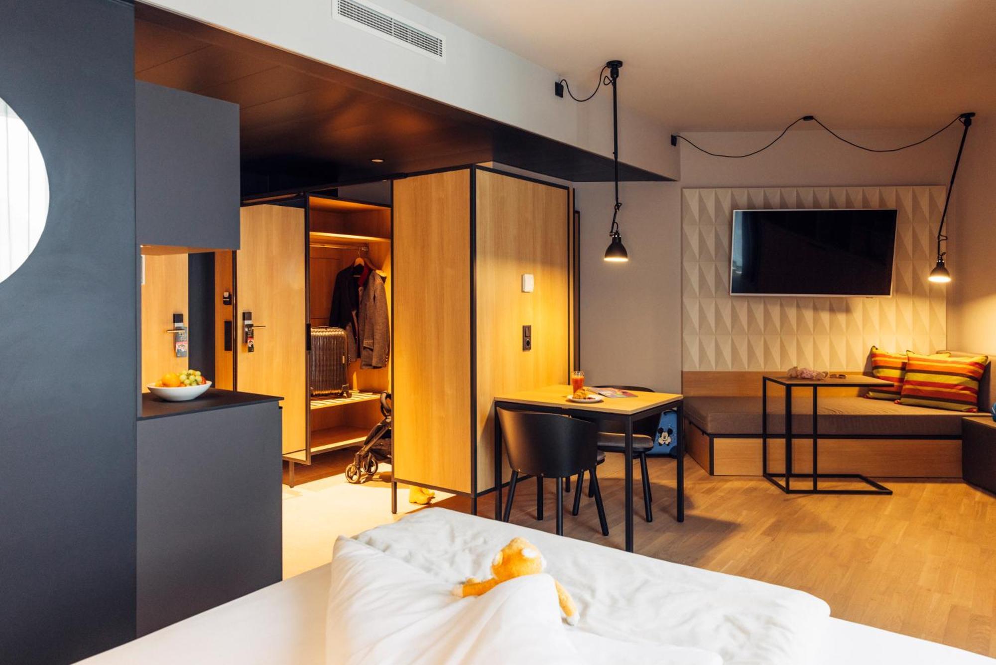 Harry'S Home Telfs Hotel & Apartments Bagian luar foto